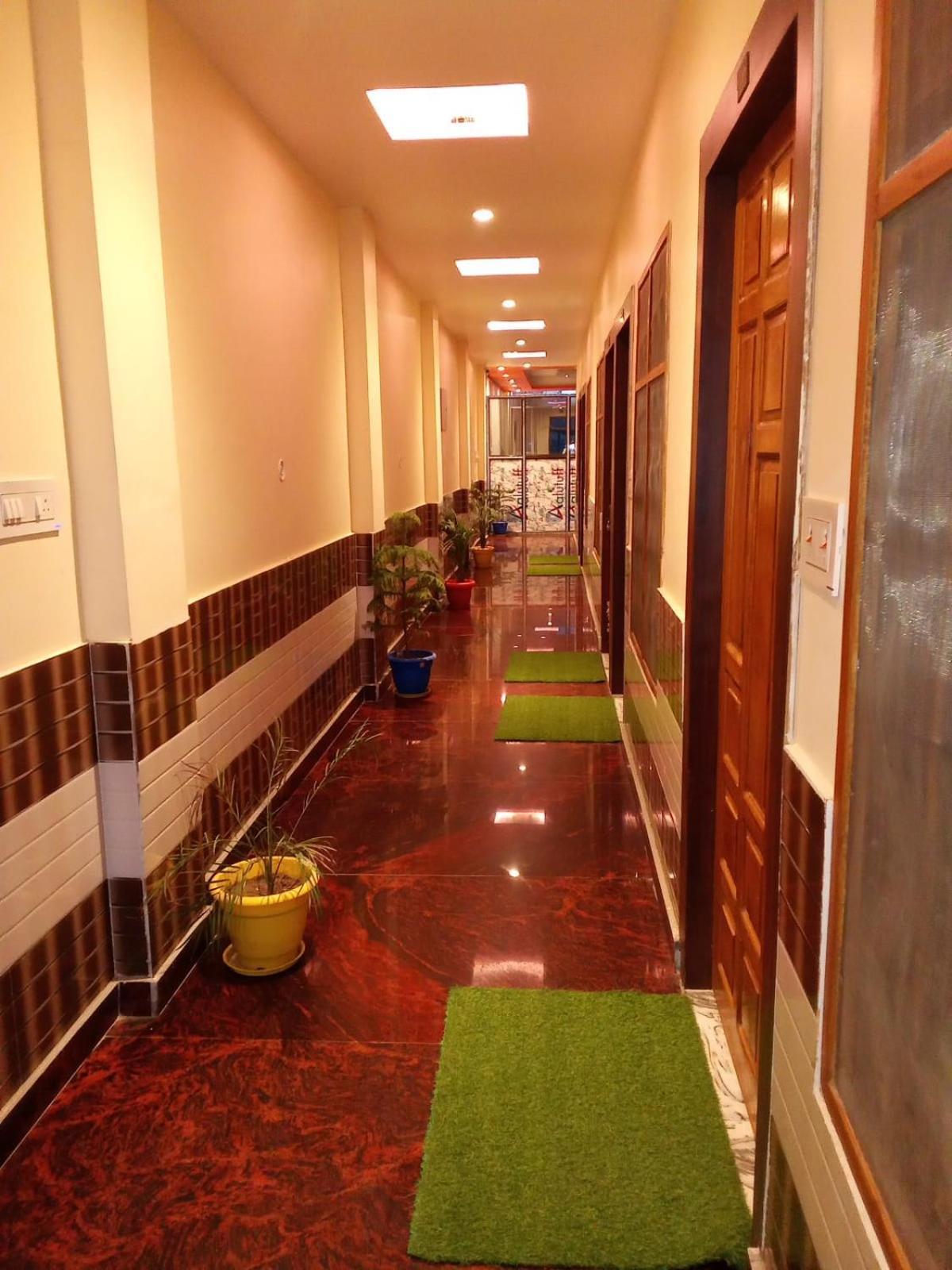 Kaka Guest House Ayodhya Exterior photo